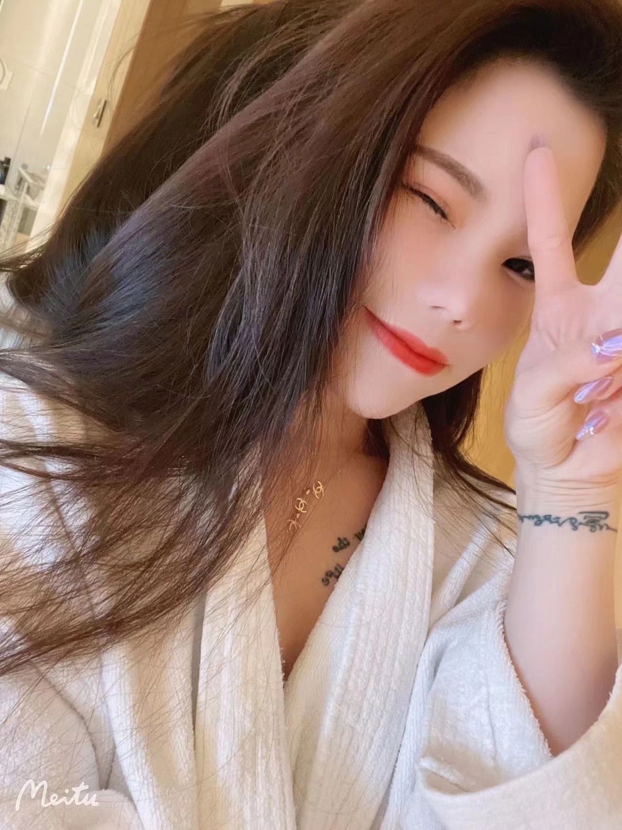 杨浦区年轻漂亮健身小妹